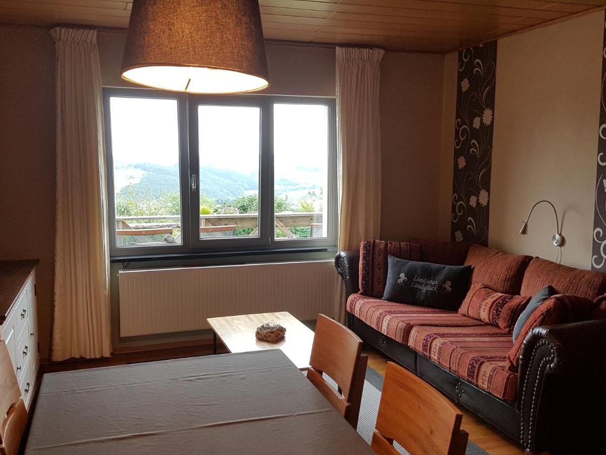 Luxurious Farmhouse Near The Ski Area Villa Hellenthal Exteriör bild