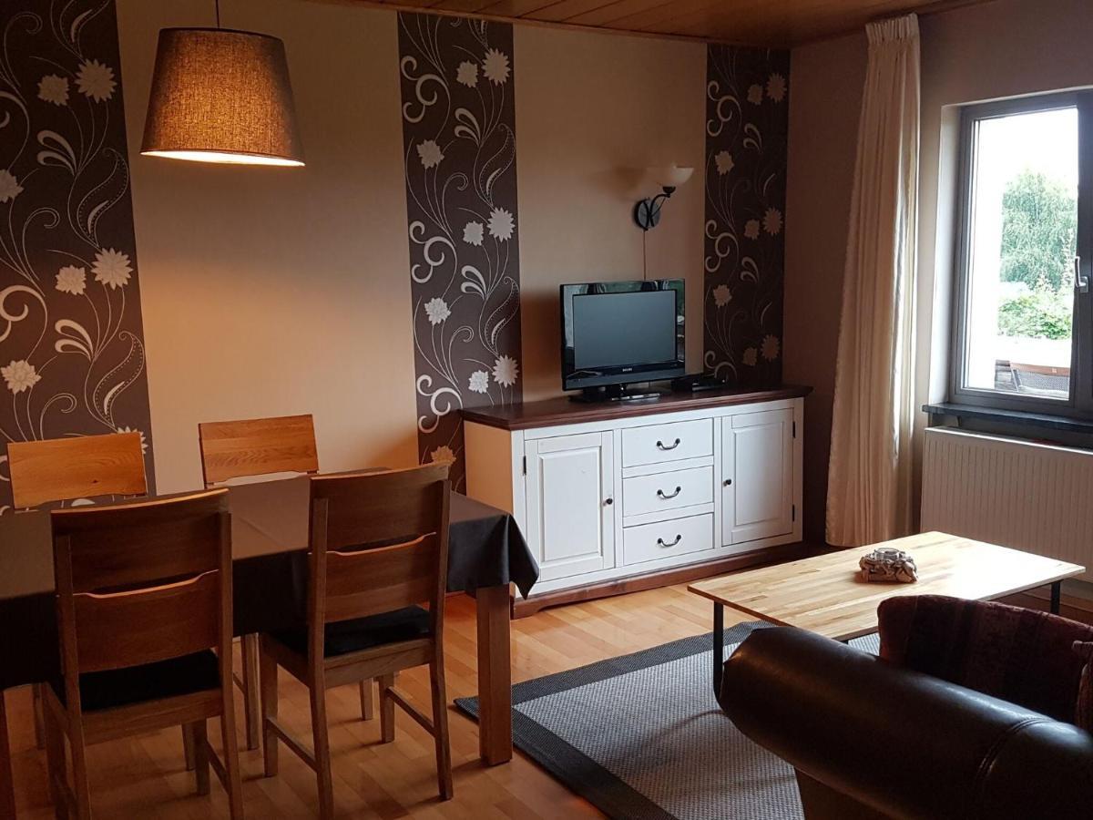 Luxurious Farmhouse Near The Ski Area Villa Hellenthal Exteriör bild