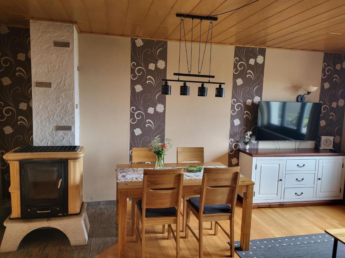 Luxurious Farmhouse Near The Ski Area Villa Hellenthal Exteriör bild