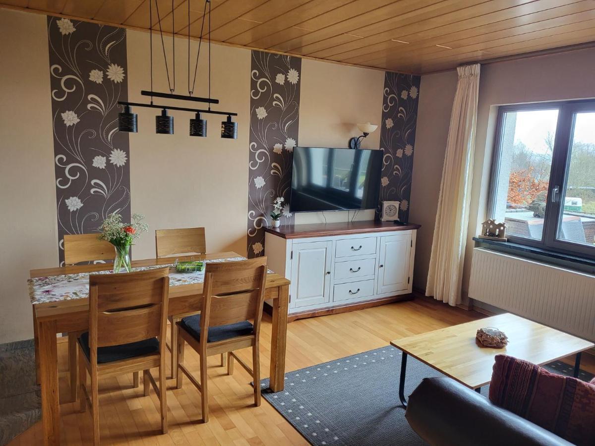Luxurious Farmhouse Near The Ski Area Villa Hellenthal Exteriör bild